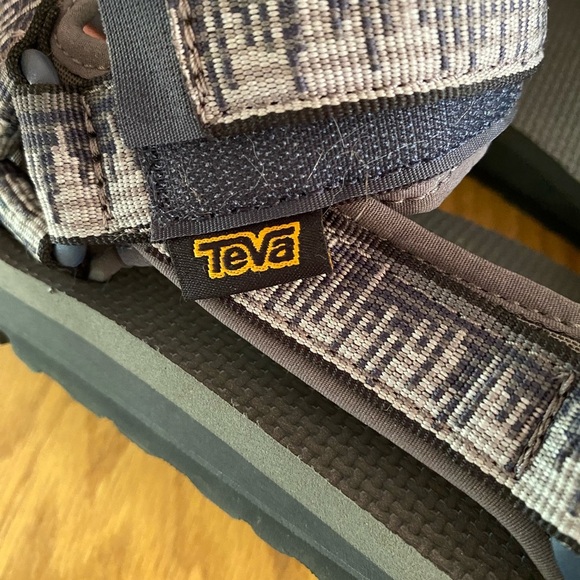Teva Navy and Gray Patterned Sandals main image 5
